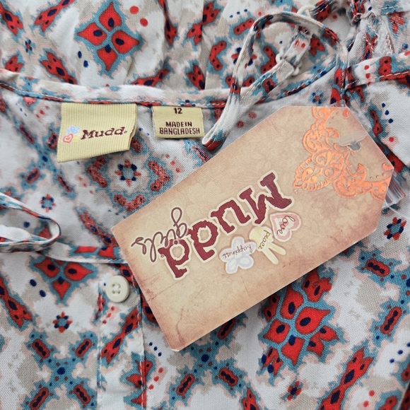 Cute Cold Shoulder Dress NWT - Picture 8 of 8